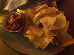 -FOUR PLAY BAR