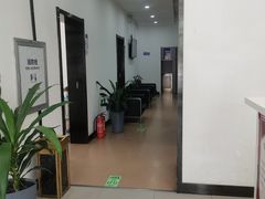 -恒伦口腔(泰享里门诊部)