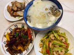 -爱的果实月嫂育婴师(世纪东方店)