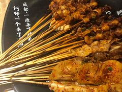 -何师烧烤·香辣蟹·川菜·30年老品牌(太古里旗舰店)