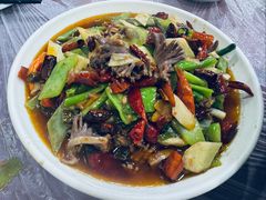 -卢六川汤肉(南方花园店)