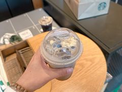 -星巴克臻选(上海长风大悦城店)