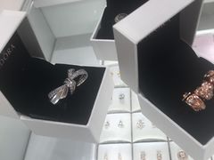 -Pandora潘多拉珠宝(宝山万达广场店)