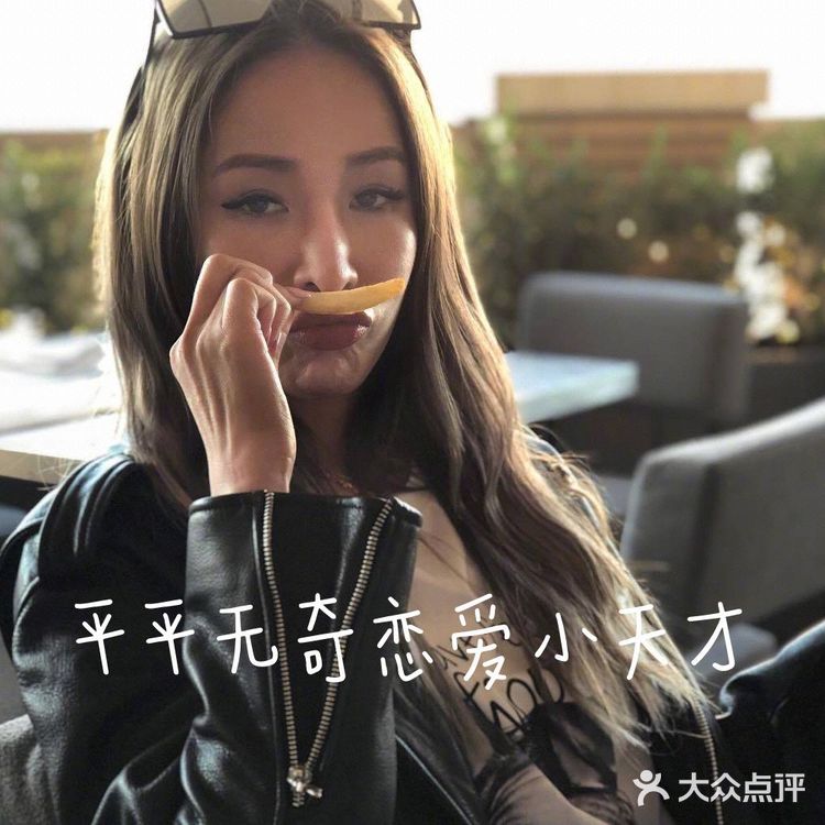 深扒明星｜萧亚轩的“鲜肉菩萨”称号到底怎么来的？