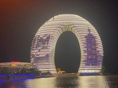 -湖州太湖旅游度假区-月亮广场