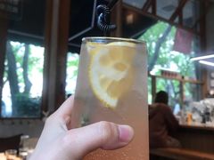 -慢象咖啡(台江店)