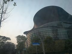 -上海跨国采购会展中心