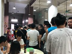 大堂-标记美食新鲜猪杂(兴南大道店)