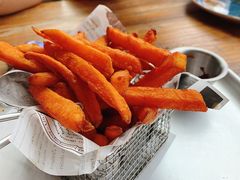 -I HOLIC艾豪丽披萨(KKone店)