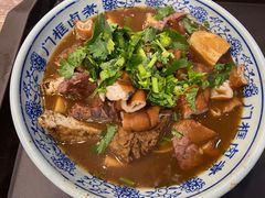 卤煮火烧-门框胡同百年卤煮(新街口店)