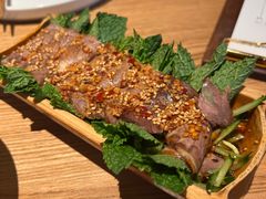 薄荷牛肉卷-一坐一忘云南菜(三里屯店)
