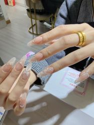 -瞧·享轻奢美甲美睫