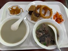 -聚德华天护国寺小吃(甜水园店)