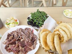 -闫家驴肉老店(华电一校店)