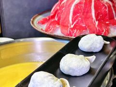 -鲜入唯煮·港式海鲜牛肉火锅(金宝街店)