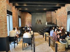 -M Stand(青岛银鱼巷店)