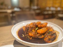 经典油爆虾-日出青木·杭帮菜名店