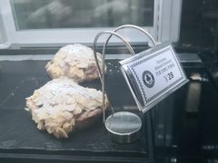 杏仁巧克力面包-车谷小镇