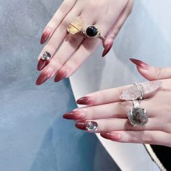 -Pink You美甲洗眉纹绣定制中心