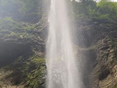 -龙水峡地缝景区