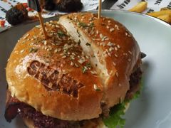 夏威夷牛肉汉堡-shark burger·鲨鱼汉堡(交子大道店)