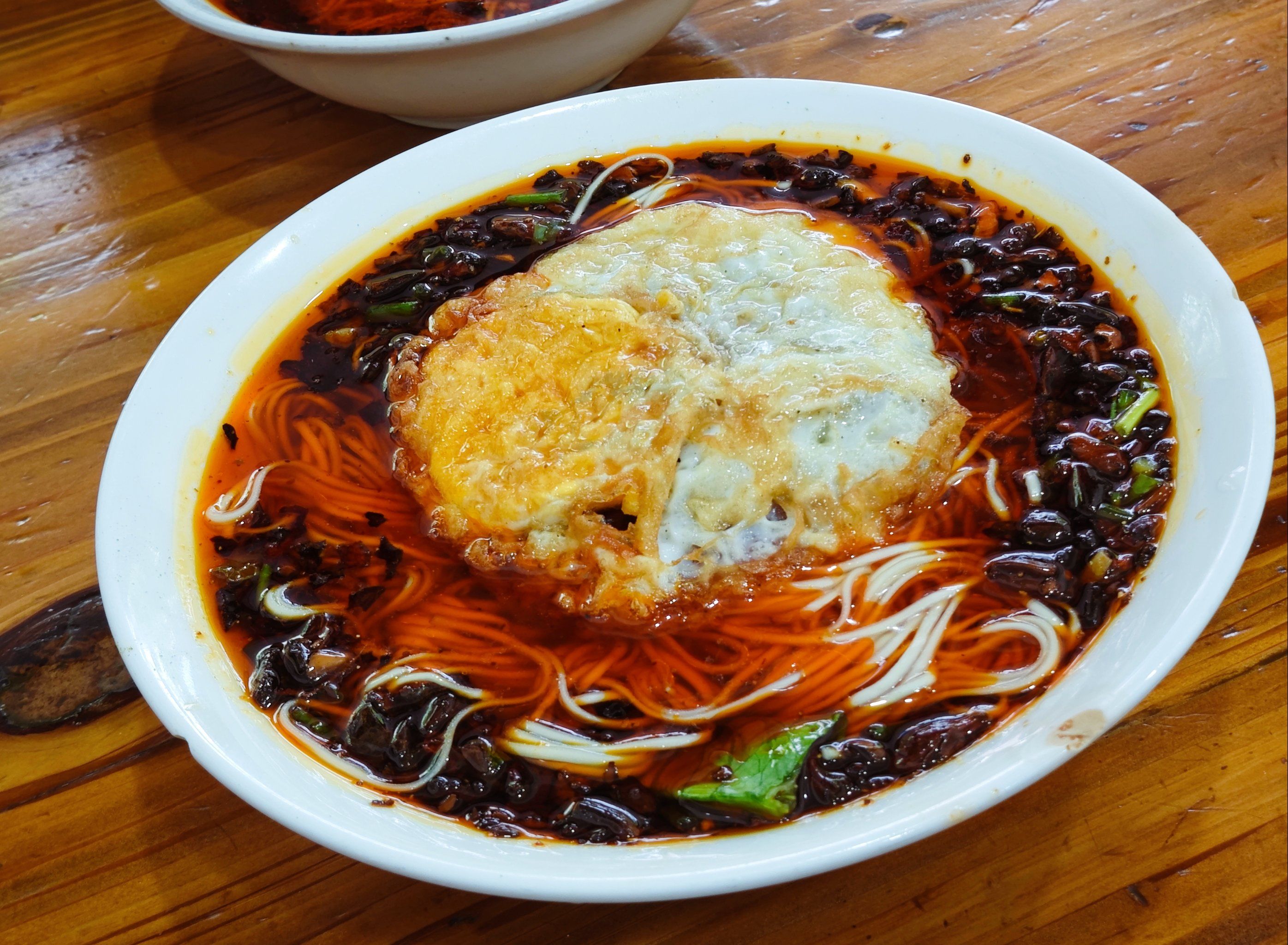 自从换了电动汽车07,吃饭再也没有了油费的束缚,和老婆决定开启周末