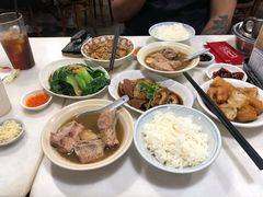 -黄亚细肉骨茶(仰光路店)