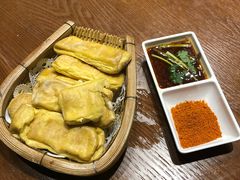 石屏烧豆腐-老滇山寨•云南特色菜•地方菜•民族风情歌舞表演(金碧店)