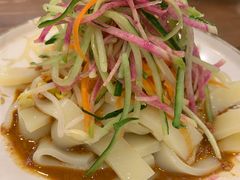 -清真·玛丽亚新疆菜主题餐厅(浙江中路店)