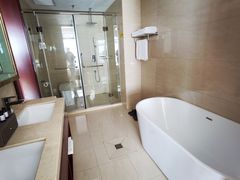 -兴芮温泉度假区