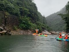 -安吉龙王山峡谷漂流