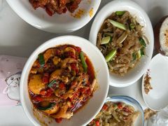 -独一佳老胡湘菜馆(矿山路店)