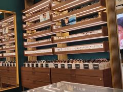 -LensCrafters亮视点(东方新天地店)