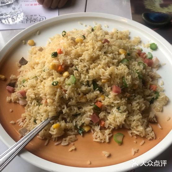 世外梧桐创意中餐