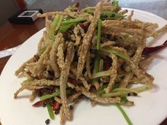 干煸藕丝-美味故事特色餐厅(汉阳郭茨口店)