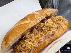 -Bánh Mì Huynh Hoa