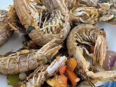 -红月湾海鲜饭店•沙滩海景(双月湾店)