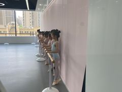 -Isee灰姑娘国际芭蕾舞蹈艺术中心(置地广场店)