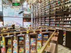 -钟书阁(群光广场店)