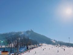 -庙香山滑雪场