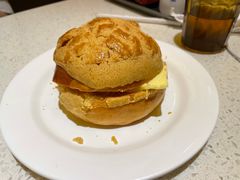 -香港新发烧腊茶餐厅(书城店)
