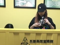 -不倒翁实景剧情密室逃脱(光明凤凰城站店)