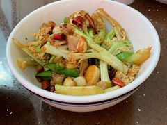 -山里人湘菜·山茶油炒土鸡(嘉邻中心店)