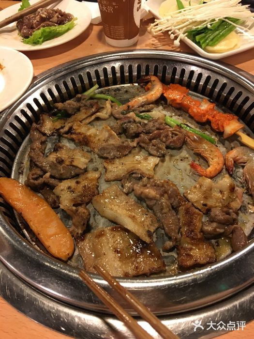 圣火营自助烤肉(南京东路店)图片
