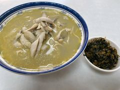 招牌黄鱼面-明呈黄鱼面馆(斜土路店)