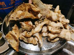 -肖肖酸萝卜鱼火锅(总店)