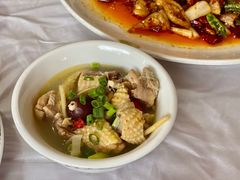 -鲁朗纳麦石锅鸡庄园