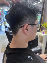 -G.O.T salon