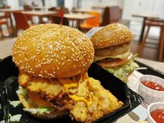 -The Habit Burger Grill 哈比特汉堡(复兴soho店)
