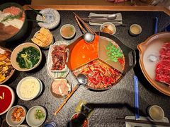 -三出山火锅(南京万象天地店)